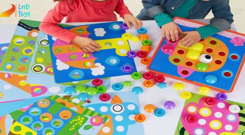 do-choi-dien-tu-thong-minh-loi-hay-hai-voi-tre-mam-non