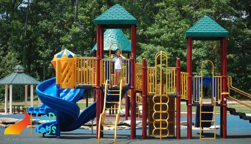 do-choi-ngoai-troi-cho-tre-em-lua-chon-thong-minh-cho-cac-do-tuoi